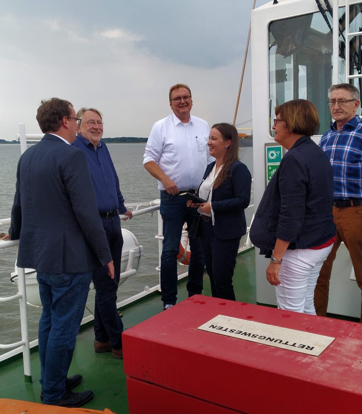 Corinna Lange mit Bernd Lange MdEP zu Besuch im Seehafen Stade
